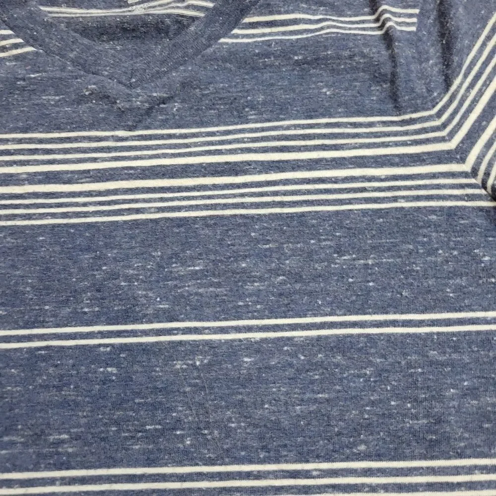 Old Navy stripped vneck shirt XS5